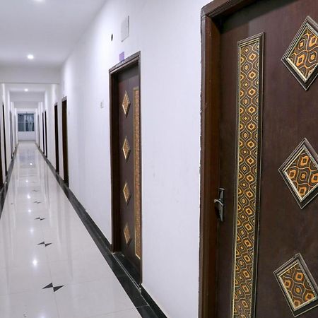מדוראי Hotel M.P מראה חיצוני תמונה